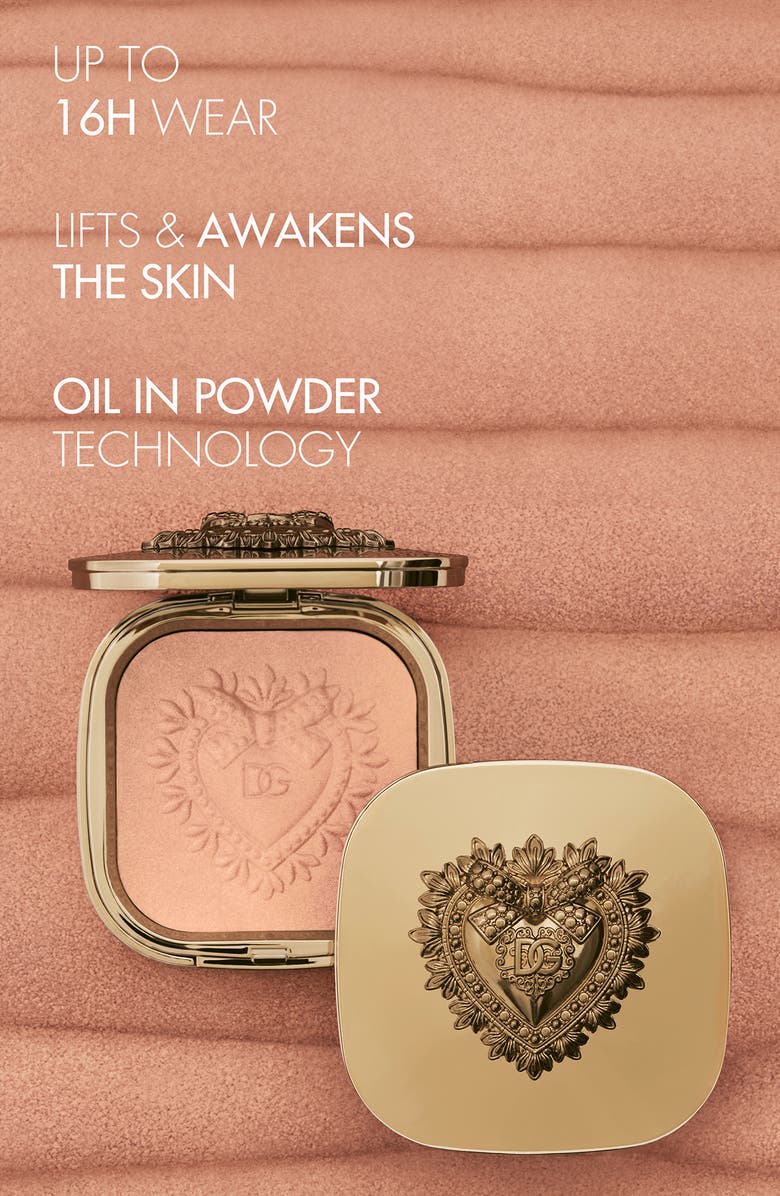 Everlift Luminizer Oil-Infused Soft Halo Highlighter Powder