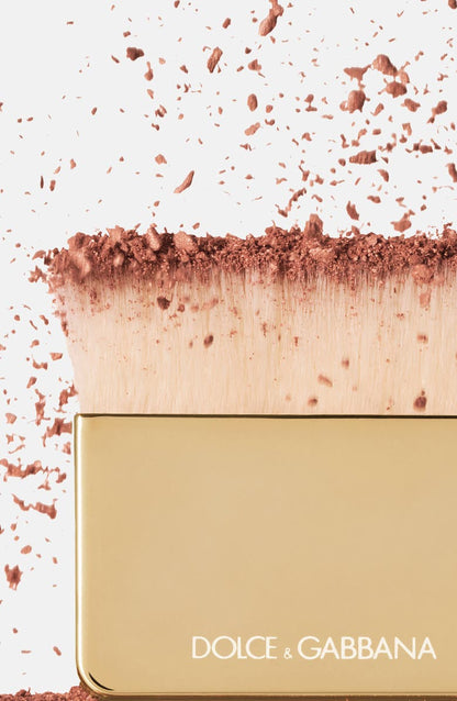 Everlift Luminizer Oil-Infused Soft Halo Highlighter Powder