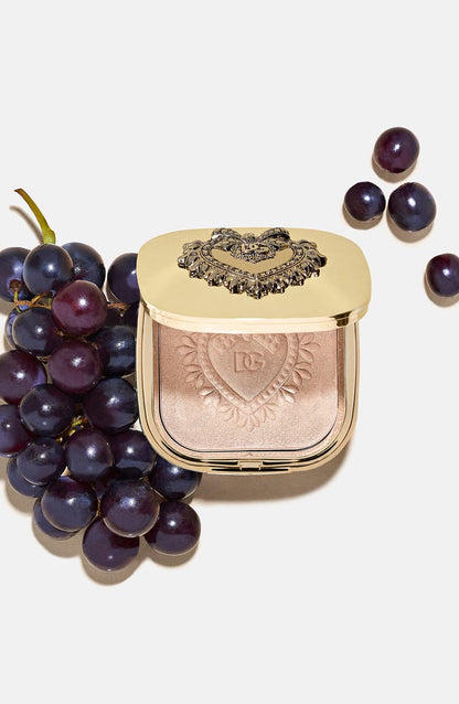 Everlift Luminizer Oil-Infused Soft Halo Highlighter Powder