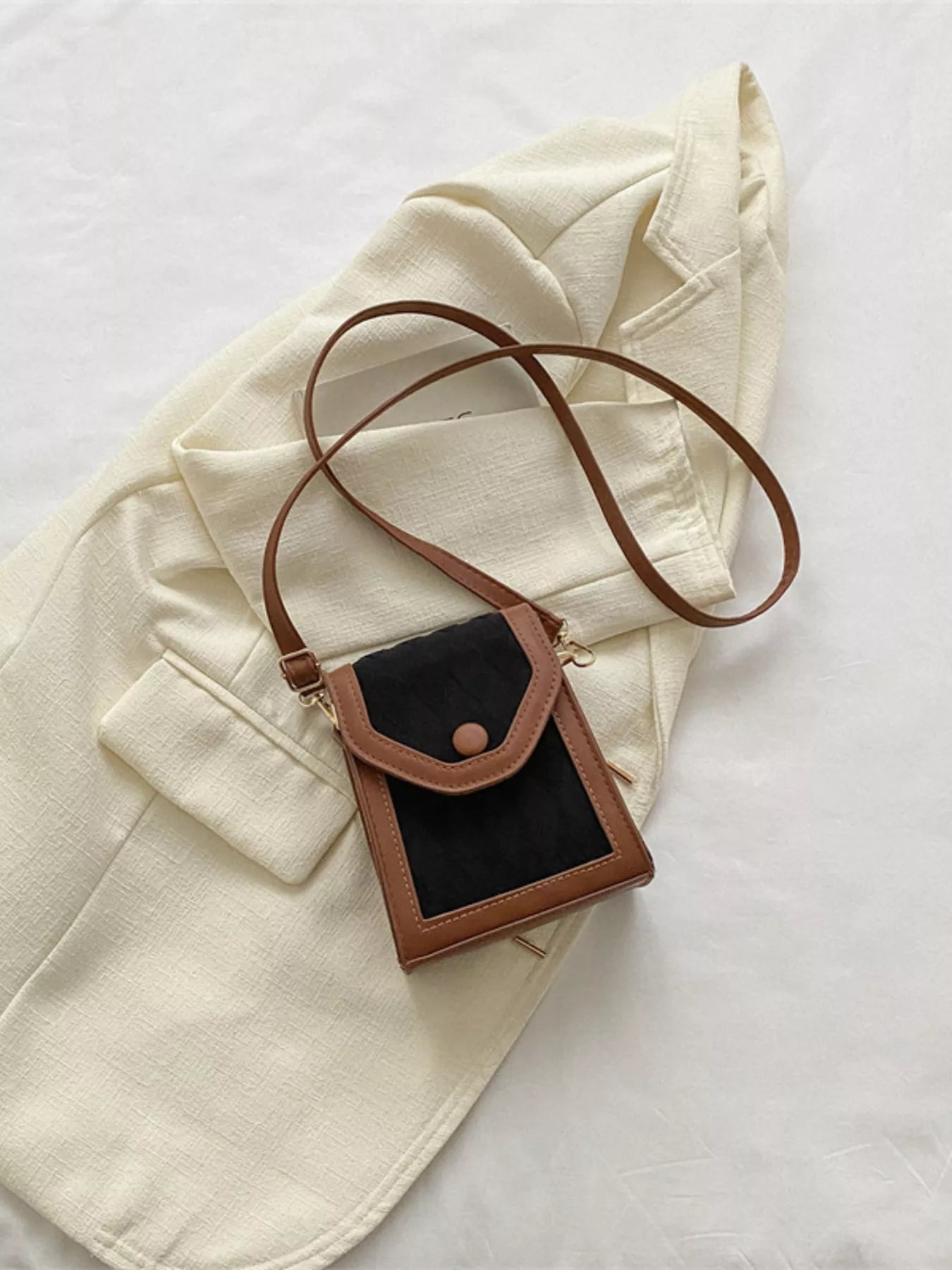 f98d062c692d40e48bcfc8893496af95-Max-Origin